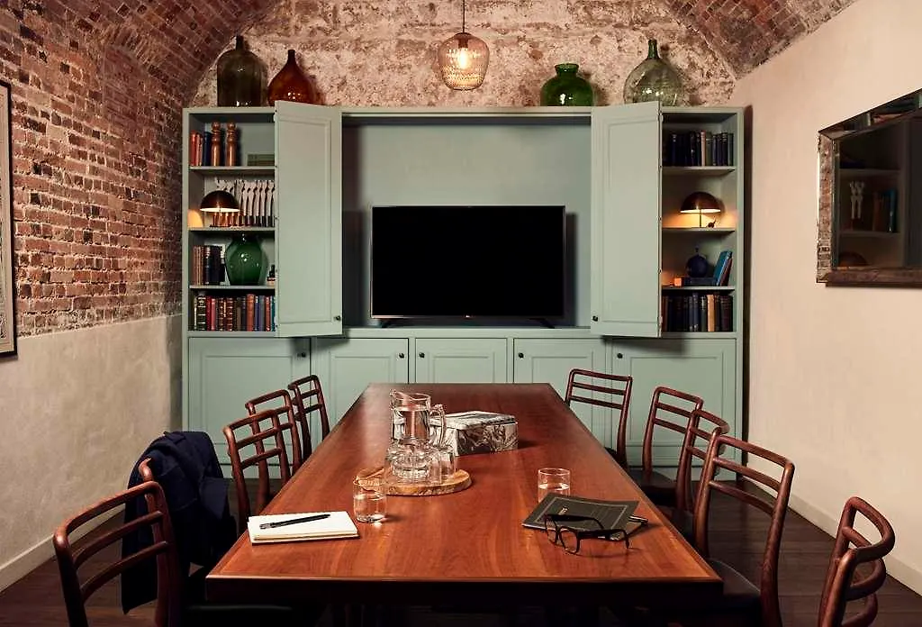 The Hoxton, Hotel Paris