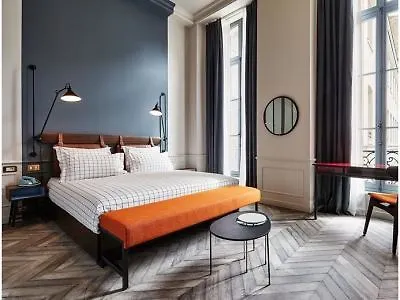The Hoxton, Hotel