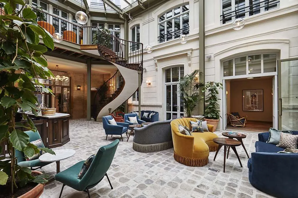 The Hoxton, Ξενοδοχείο 4*